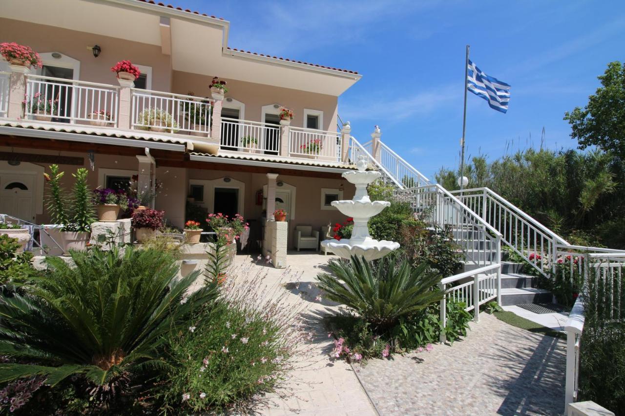 Santa Barbara Lakis 3* Perivólion