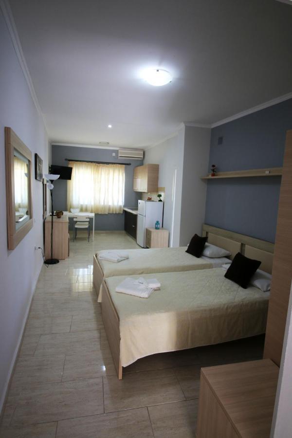 Aparthotel Santa Barbara Lakis Perivólion