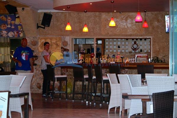 Santa Barbara Lakis Apart Otel Perivólion